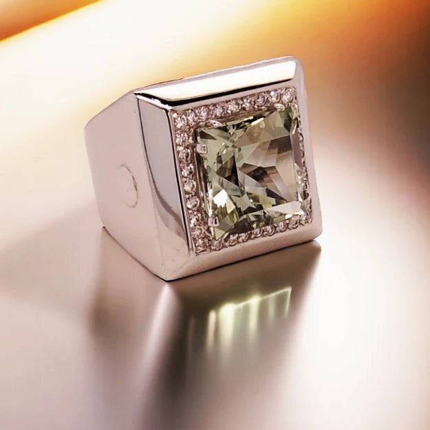 18ct White Gold, Green Quartz & Diamond Ring