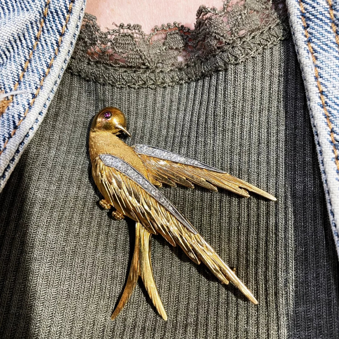 Vintage, 18ct Gold Bird Brooch with Ruby & Diamond Eyes