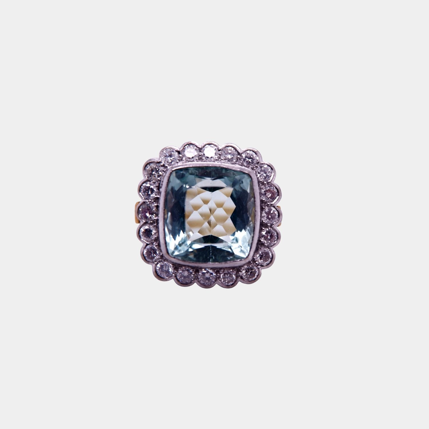 Vintage Aquamarine and Diamond Ring in 18ct White and Yellow Gold
