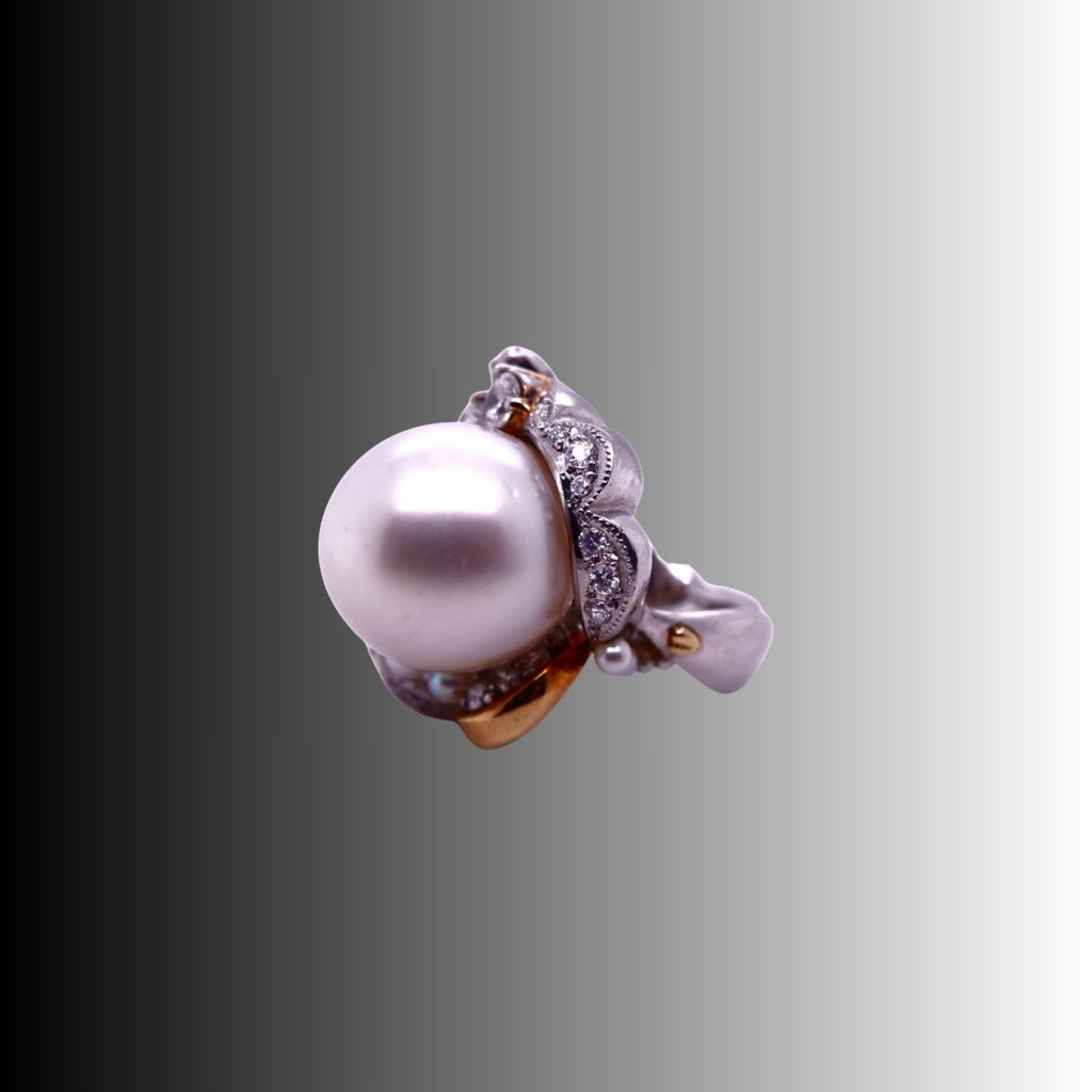 South Sea Pearl and Diamond Ring in 18ct Yellow Gold and Platinum