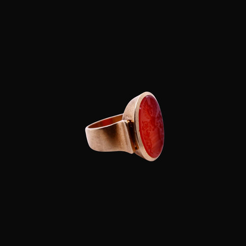 Antique Victorian Carnelian Coat of Arms Signet Ring