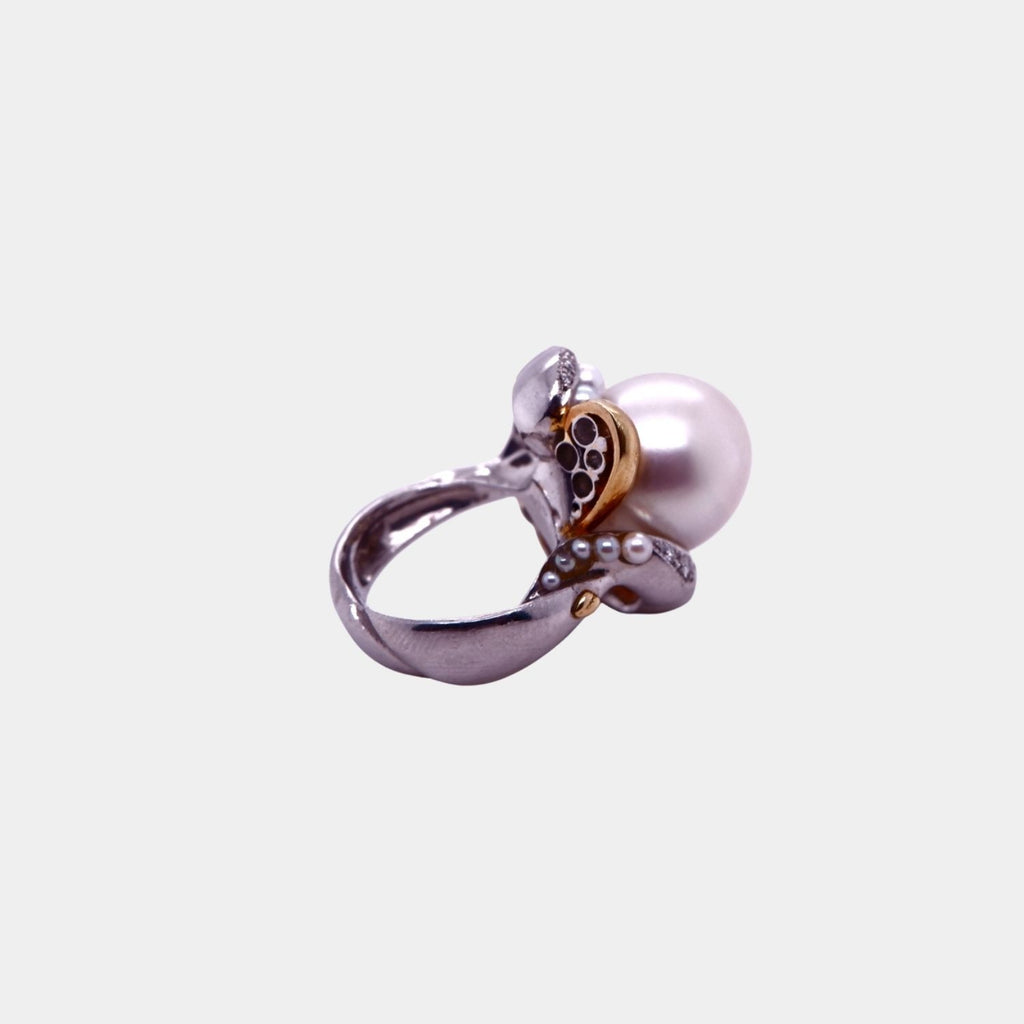 South Sea Pearl and Diamond Ring in 18ct Yellow Gold and Platinum