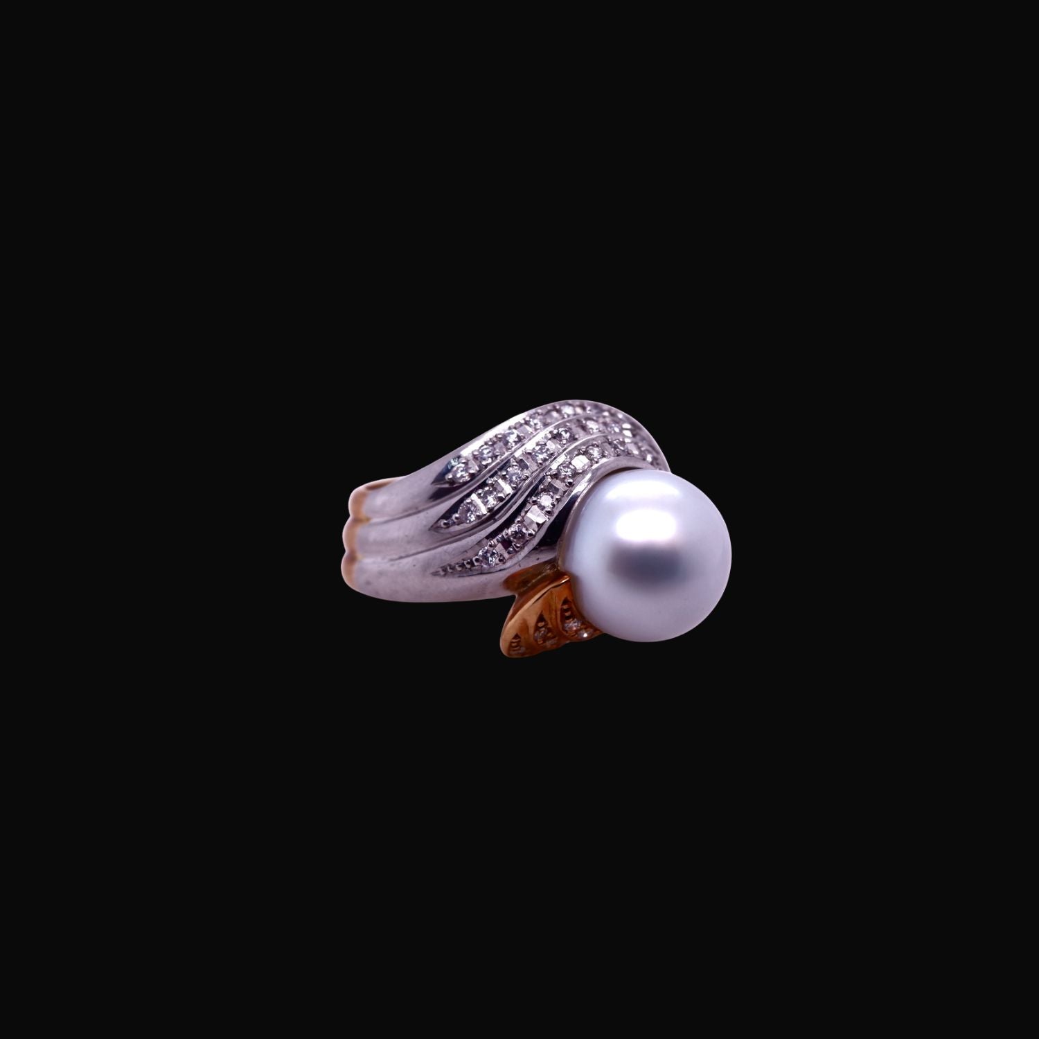 South Sea Pearl and Diamond Ring