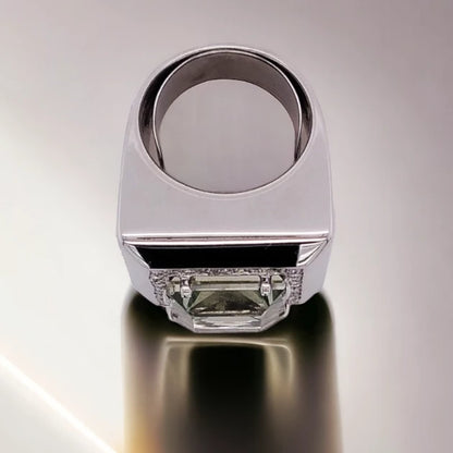 18ct White Gold, Green Quartz & Diamond Ring