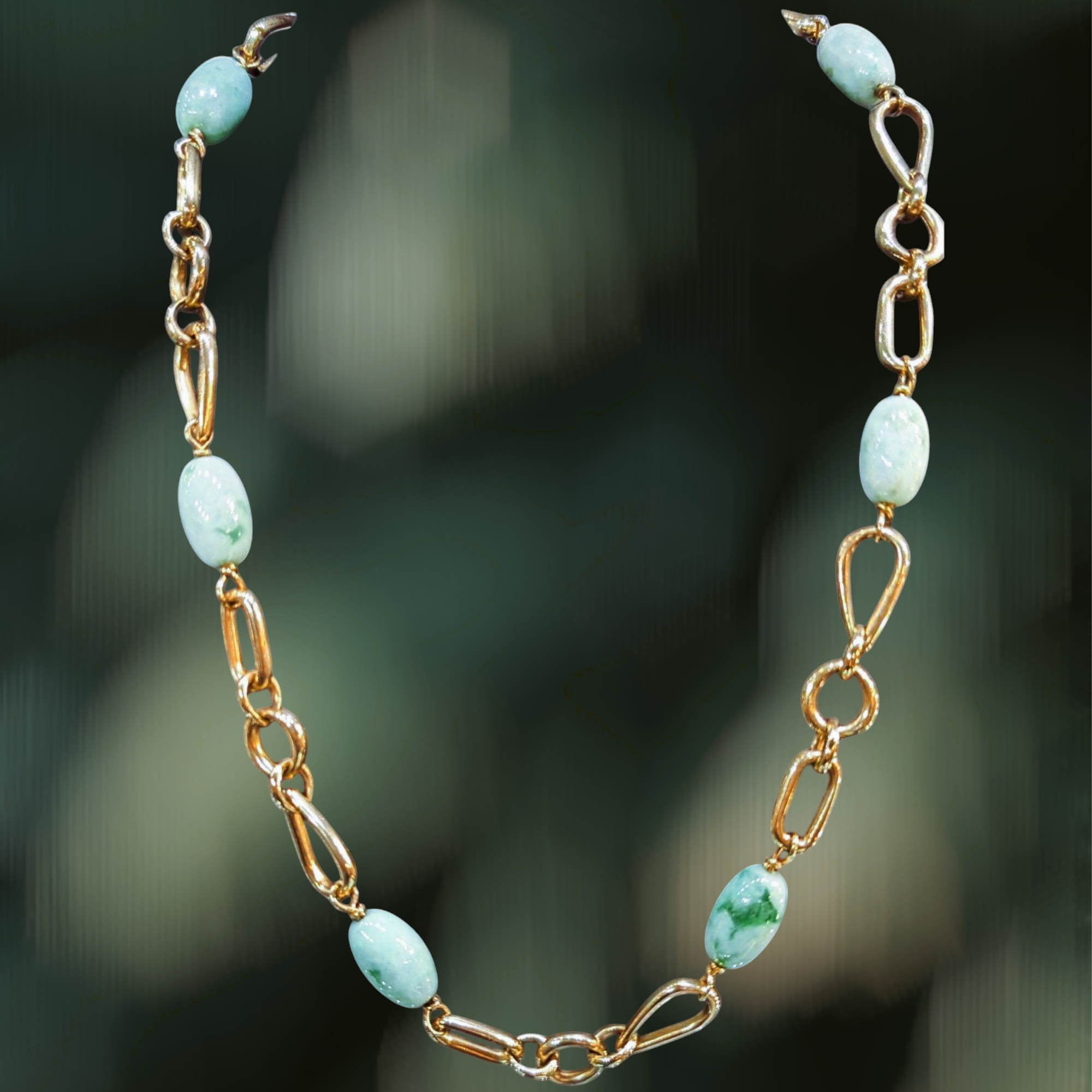 Vintage Cabochon Jadeite and Gold Chain